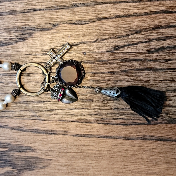 Necklace - Picture 2 of 6